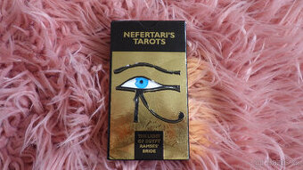 TAROT NEFERTARI
