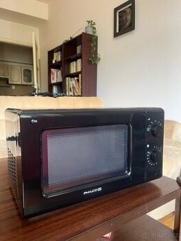 Mikrovlnka Philco