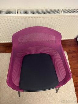 IKEA křeslo růžovo fialové