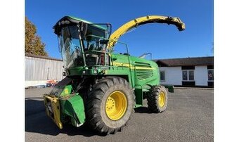 Řezačka John Deere