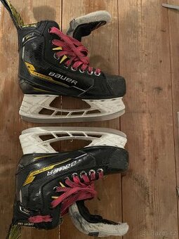 Bauer Supreme dětské hokejové brusle Y13,5