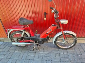 Babetta 207 s kartičkou, červená 7.
