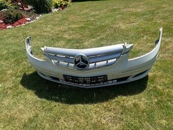 Prodám kompletní přední nárazník z Mercedes b170