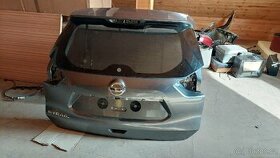 NISSAN x trail zadní kufr