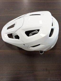 helma Specialized Tactic 4 vel. M