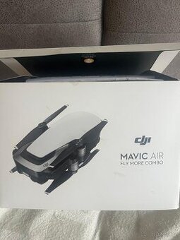 DJI Mavic Air Fly More Combo