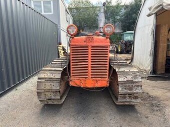 Pásový traktor Fiat 70C