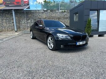 BMW 740D xDrive 2012 3.0