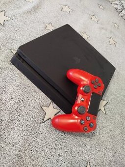Herní konzole PlayStation 4