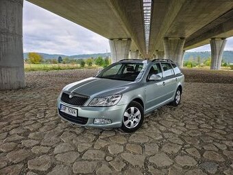 Škoda Octavia 1.6tdi 77kw Facelift po servisu, 1 majitel