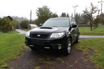 Subaru Forester 2.0TDI 4x4, Panorama, Servisní kniha