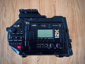 Blackmagic Design Ursa Mini Pro 12K PL a EF bajonet, 256GB C