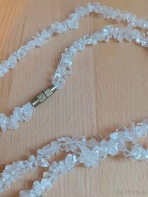 Náhrdelník z křišťálu sekaný, dlouhý