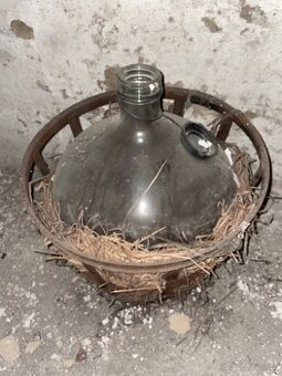 Demižon sklo s kovovým rámem 50 l - 1