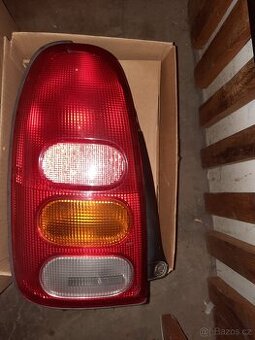 Daihatsu cuore levé zadní světlo