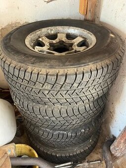 Sada kol 235/75 r15