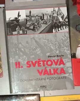 II. světová válka v dokumentární fotografii - 600 stran