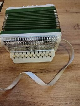 Harmonika (Zelená/Bílá) 🎶