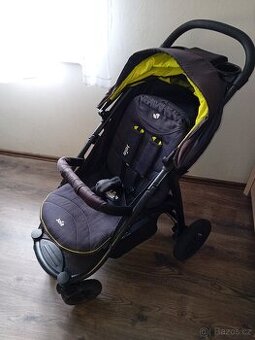 Sportovní kočár Joie