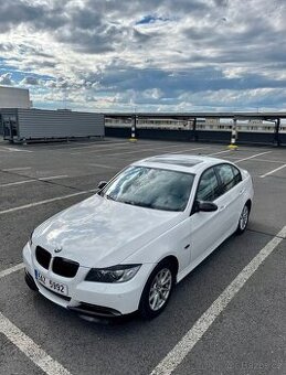 Bmw E90 320i r.v.2007