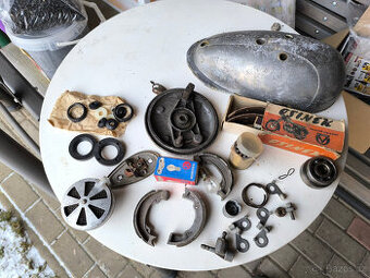 Mix dílů Jawa 250,350,Jawa 20,21,Pionýr,ČZ 175,motorka