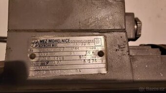 Elektromotor 550W, 910 otáček