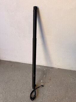 Elektrická vzpěra pro otevírání a zavírání kufru octavia 3