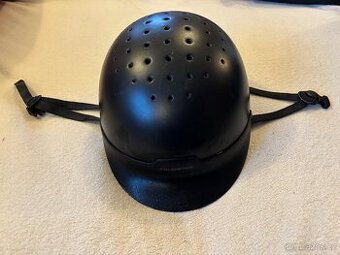 Jezdecká helma Fouganza