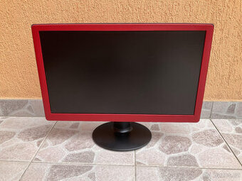 LEVNĚ — Monitor BenQ Full HD 1920×1080 – pěkný stav