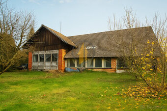 Prodej rodinného domu s prostornou stodolou v obci Nemyčeves