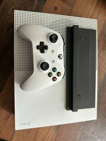 Xbox One S 1 TB - 1