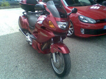 Honda NT 650 Deauville - 1