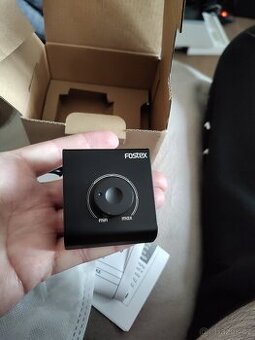 Fostex PC-1 -Ovládání hlasitosti - 1