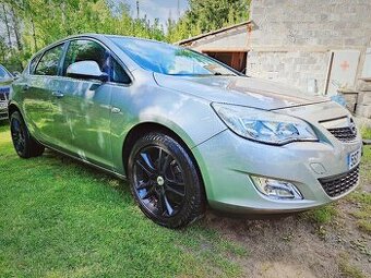 Opel Astra J 1.7 cdti