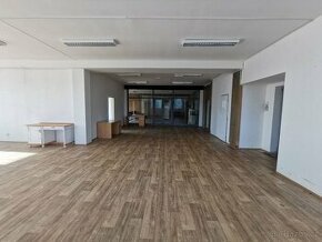 Sklad, dilna 290 m2