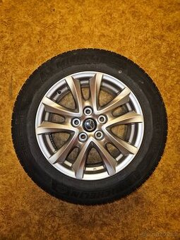 Orig. Mazda 3 kola 205/60 R16, letní pneu