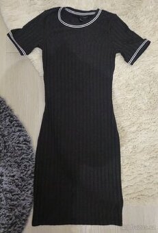 Uplé šaty H&M