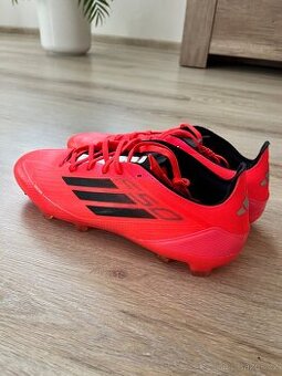 Kopačky adidas F50 Elite FG červená