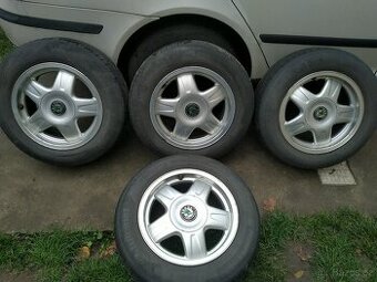 Alu kola Ronal 5x112 R15 letní