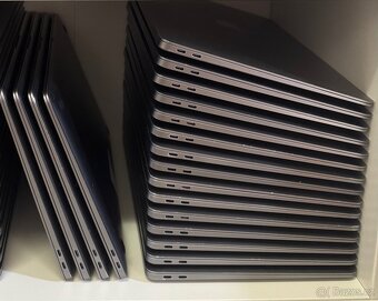 MacBook Air M1 2020 CTO/8GB RAM/M1/256GB SSD/Záruka