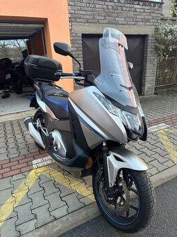 Honda NC Integra 750S
