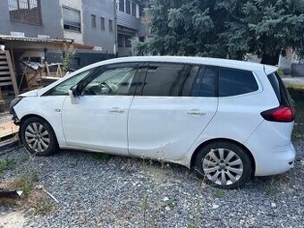 Opel Zafira na ND