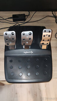 Logitech G29 volant, pedály, řadicí páka