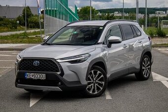 Toyota Corolla Cross 2.0 Hybrid 197k e-CVT STYLE 4x4