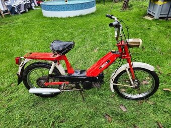 Babetta 207 s kartičkou, červená původní, úzká řídítka 6.