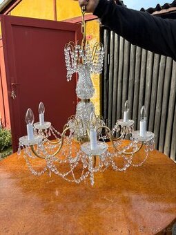 Prodám šestiramenný křišťálový lustr ve stylu Maria Theresa