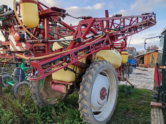 Postřikovač Hardi Commander 2700l