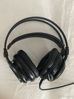 Sluchátka Yenkee YHP303 a myš Logitech G102 Lightsync