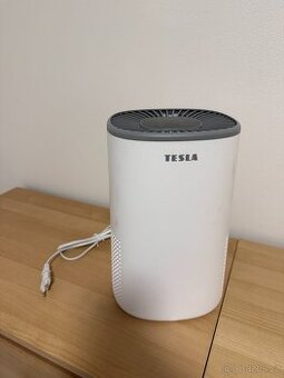 Čistička vzduchu Tesla Smart S100W bílá