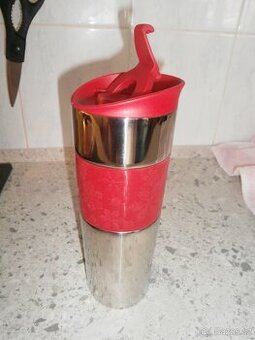 TERMOSKA NA HORKÉ NÁPOJE obsah 500 ml,  nová.